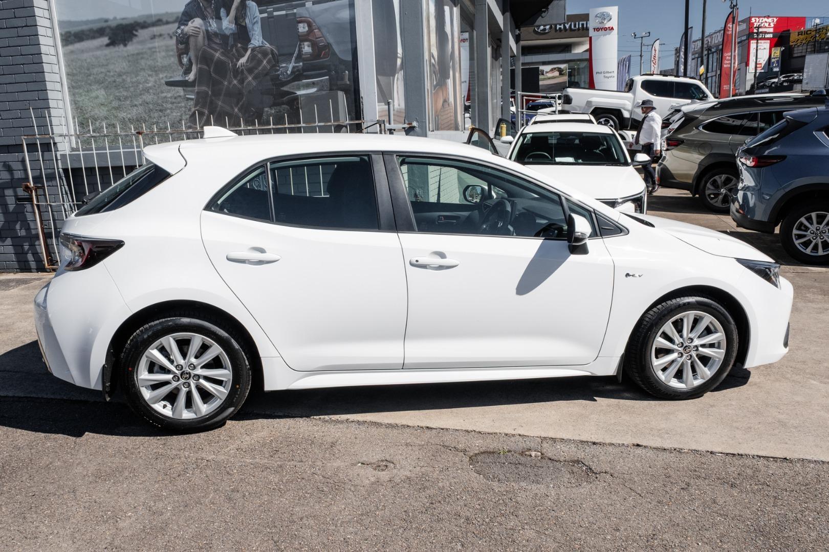 2024 Toyota Corolla Ascent Sport in White