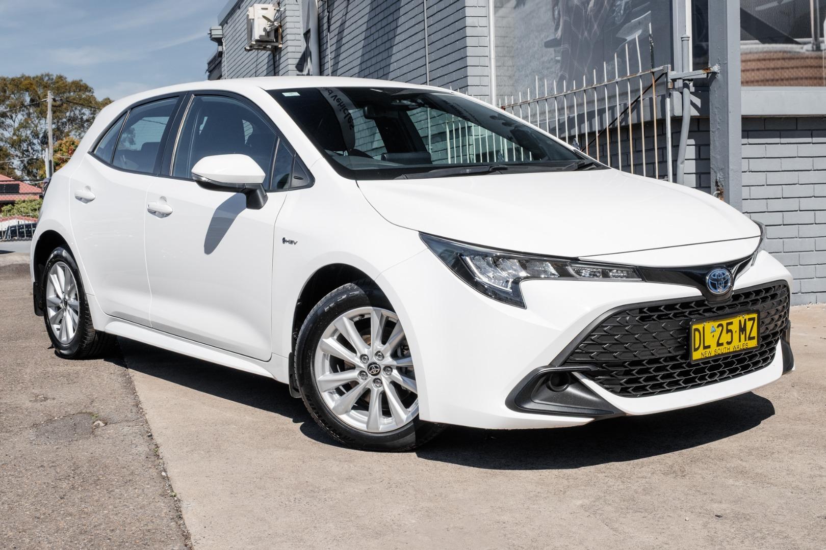 2024 Toyota Corolla Ascent Sport in White