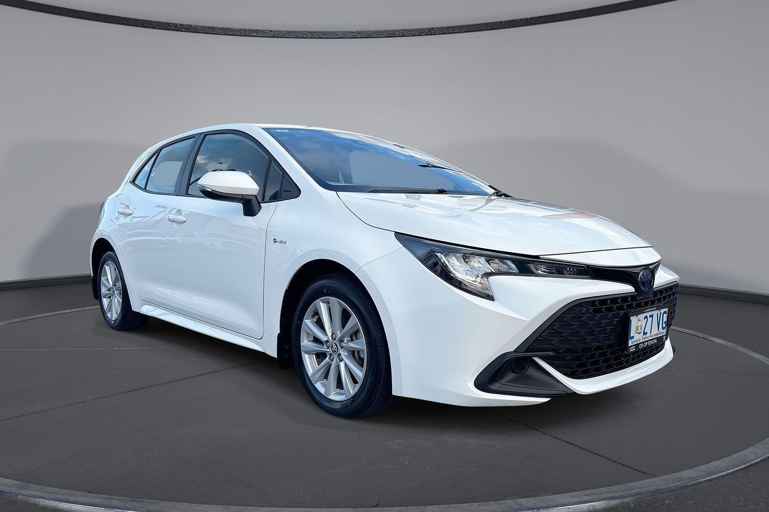 2024 Toyota Corolla Ascent Sport in White