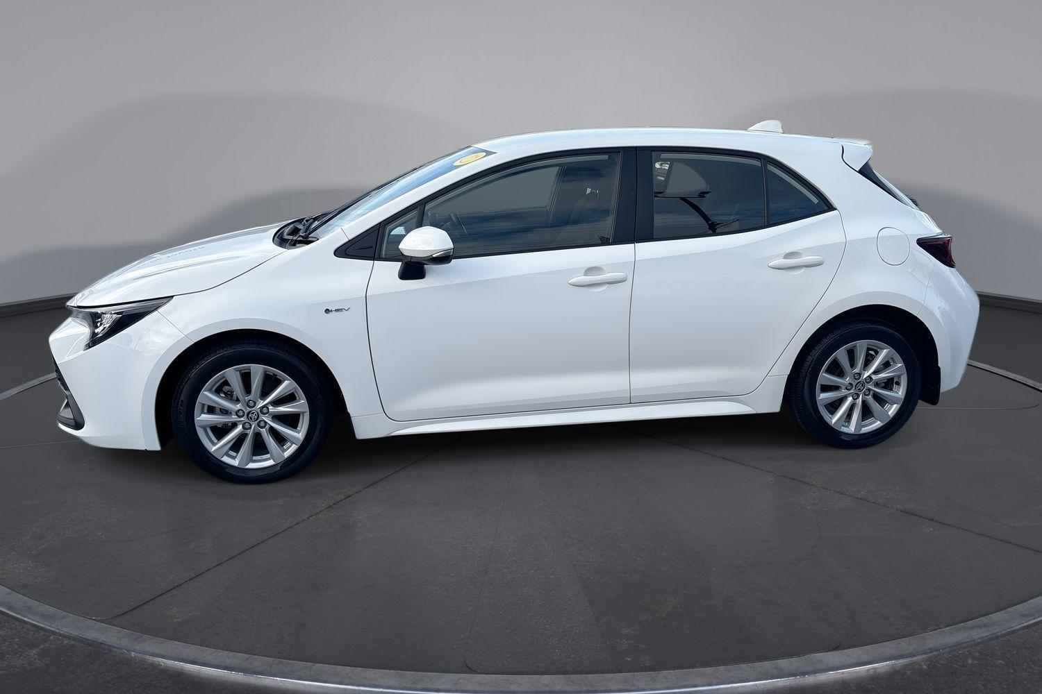 2024 Toyota Corolla Ascent Sport in White