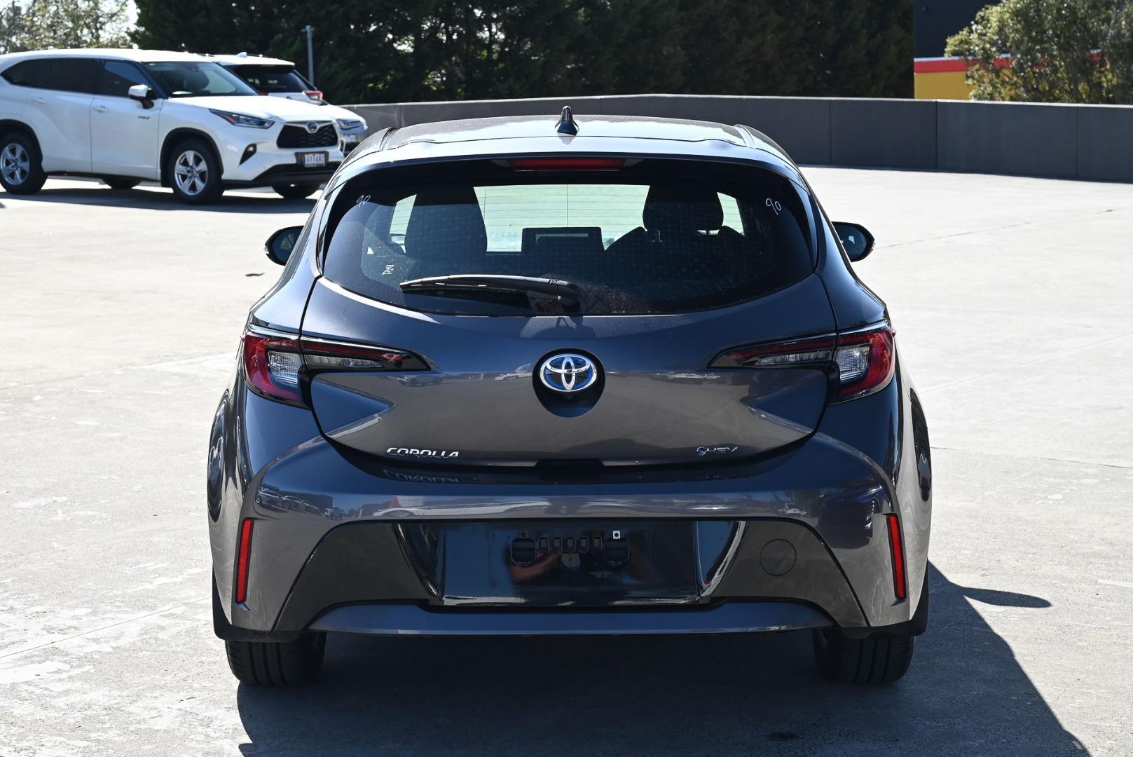 2024 Toyota Corolla Ascent Sport in Silver