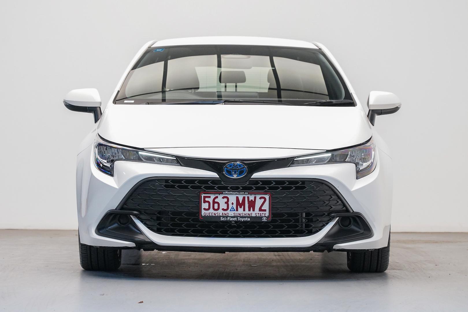 2025 Toyota Corolla Ascent Sport in White