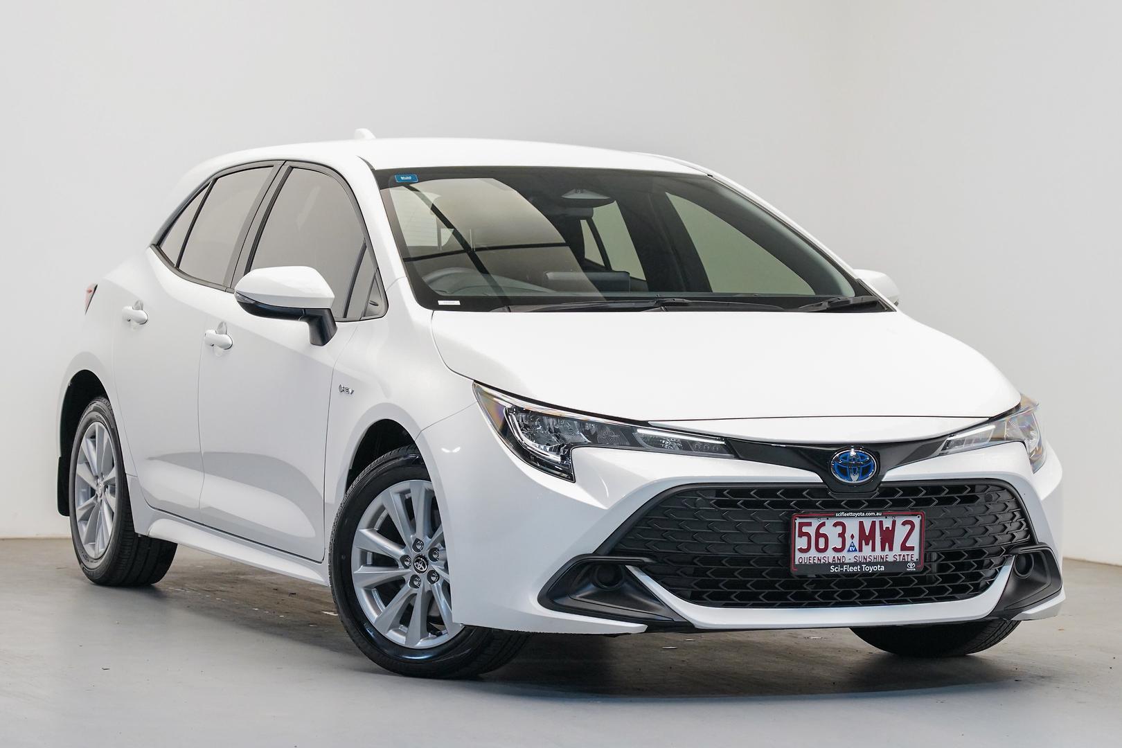 2025 Toyota Corolla Ascent Sport in White