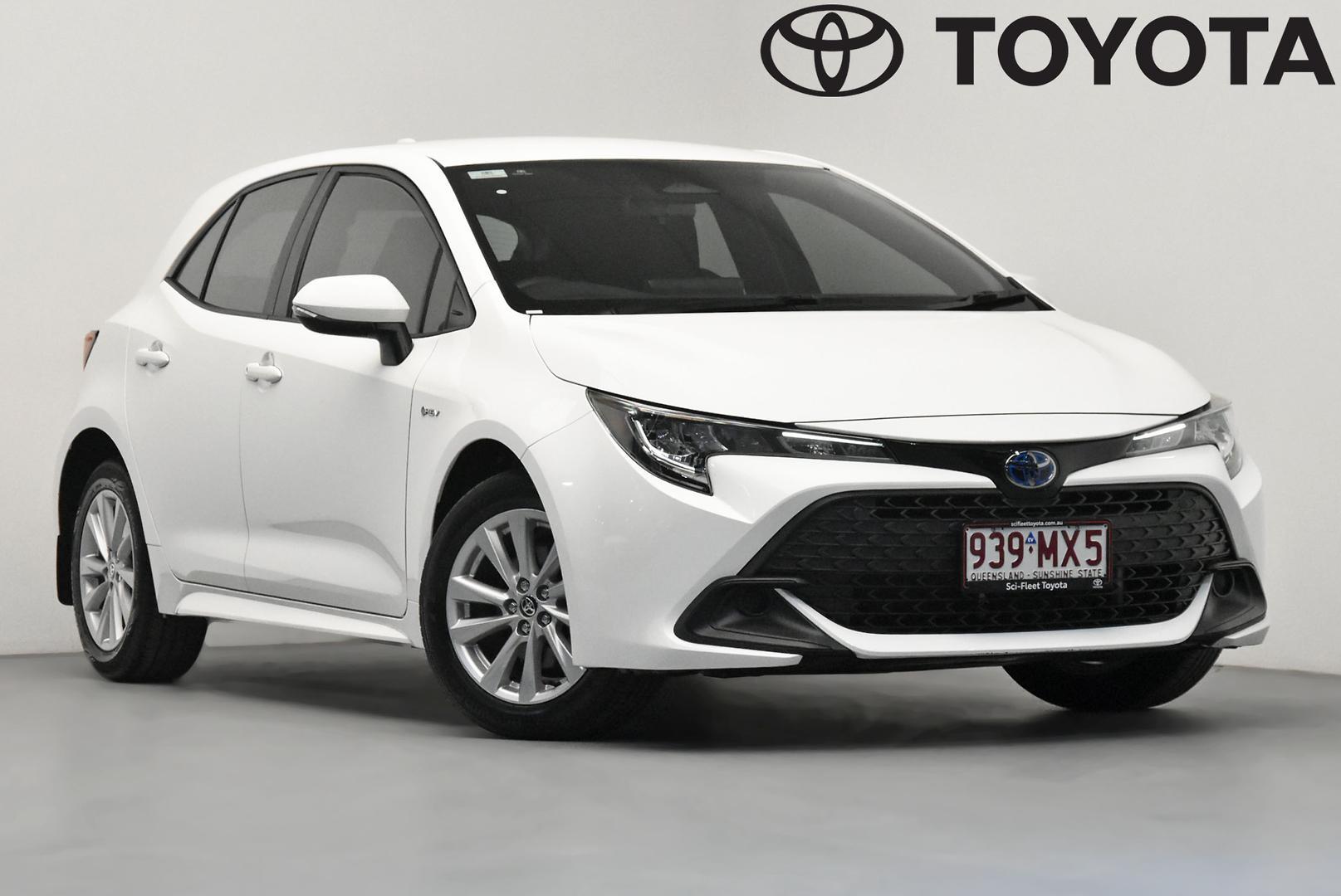 2025 Toyota Corolla Ascent Sport in White