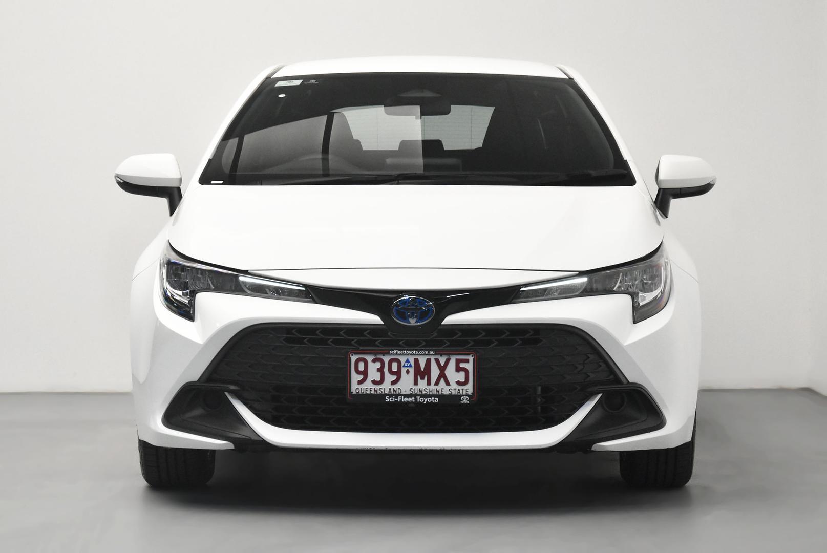 2025 Toyota Corolla Ascent Sport in White