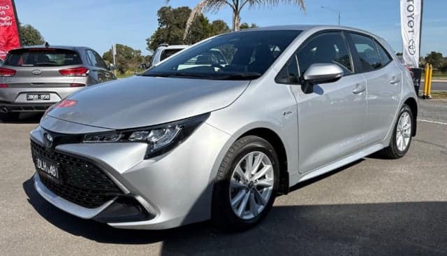 2025 Toyota Corolla Ascent Sport in Silver