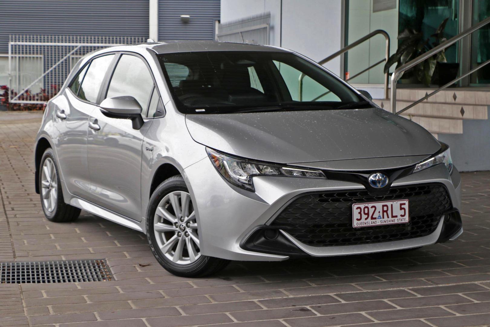 2025 Toyota Corolla Ascent Sport in Silver