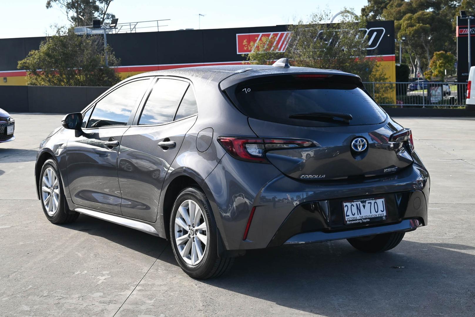 2022 Toyota Corolla Ascent Sport in Silver