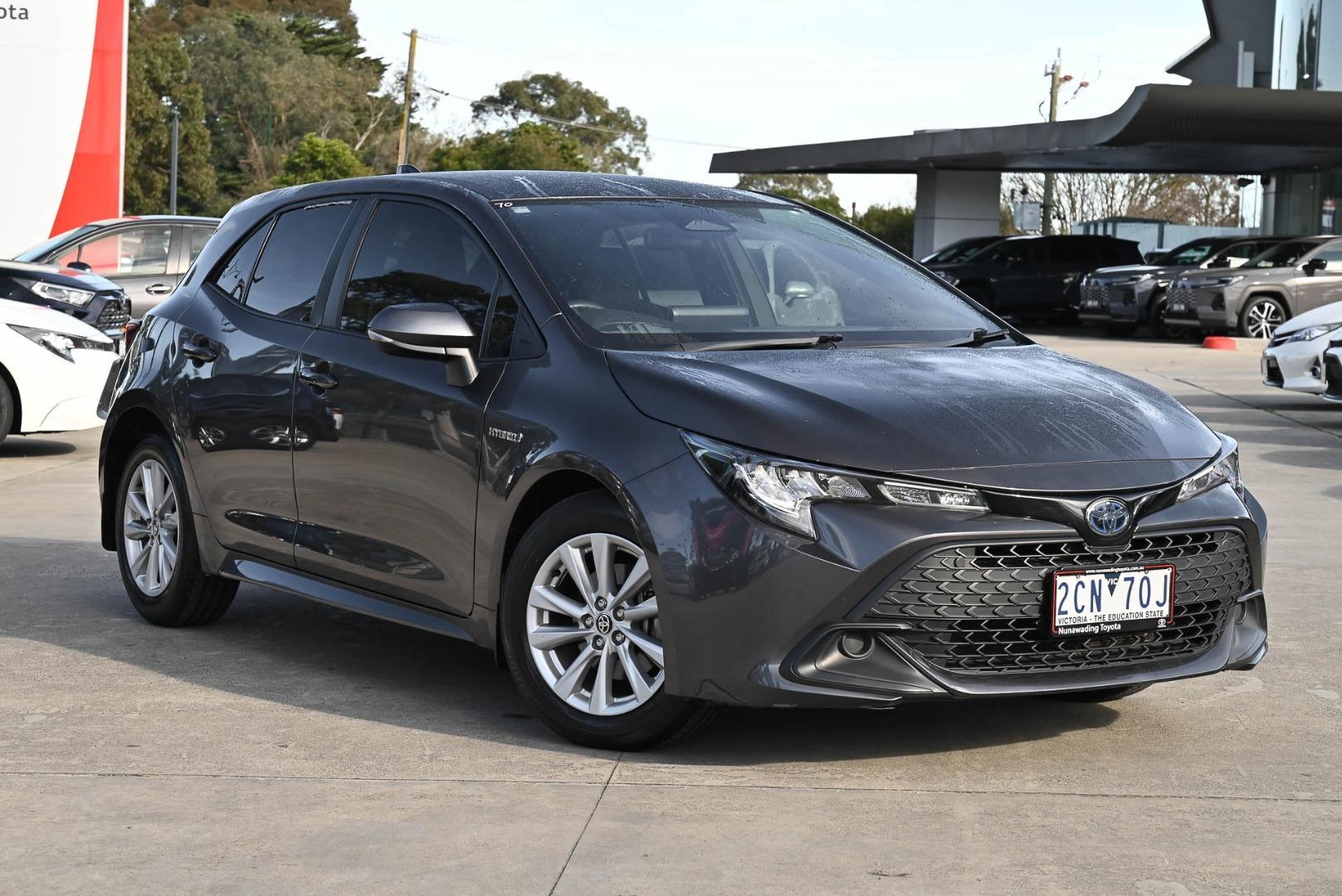 2022 Toyota Corolla Ascent Sport in Silver