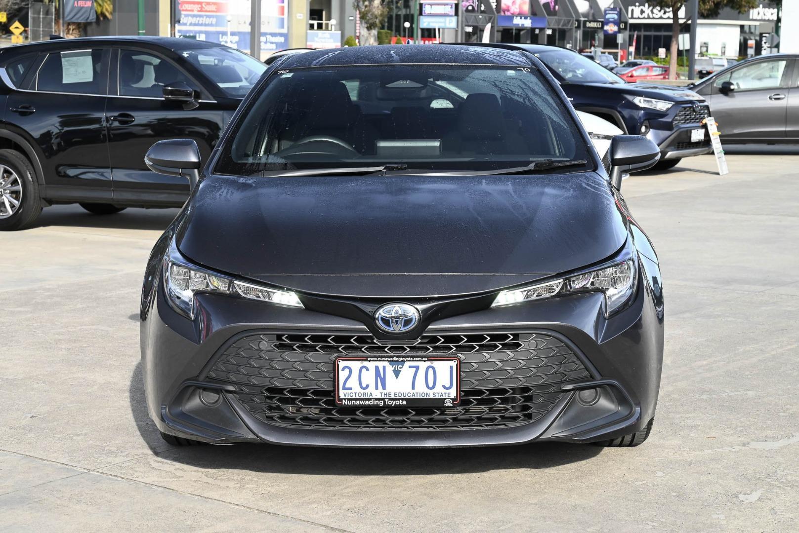 2022 Toyota Corolla Ascent Sport in Silver