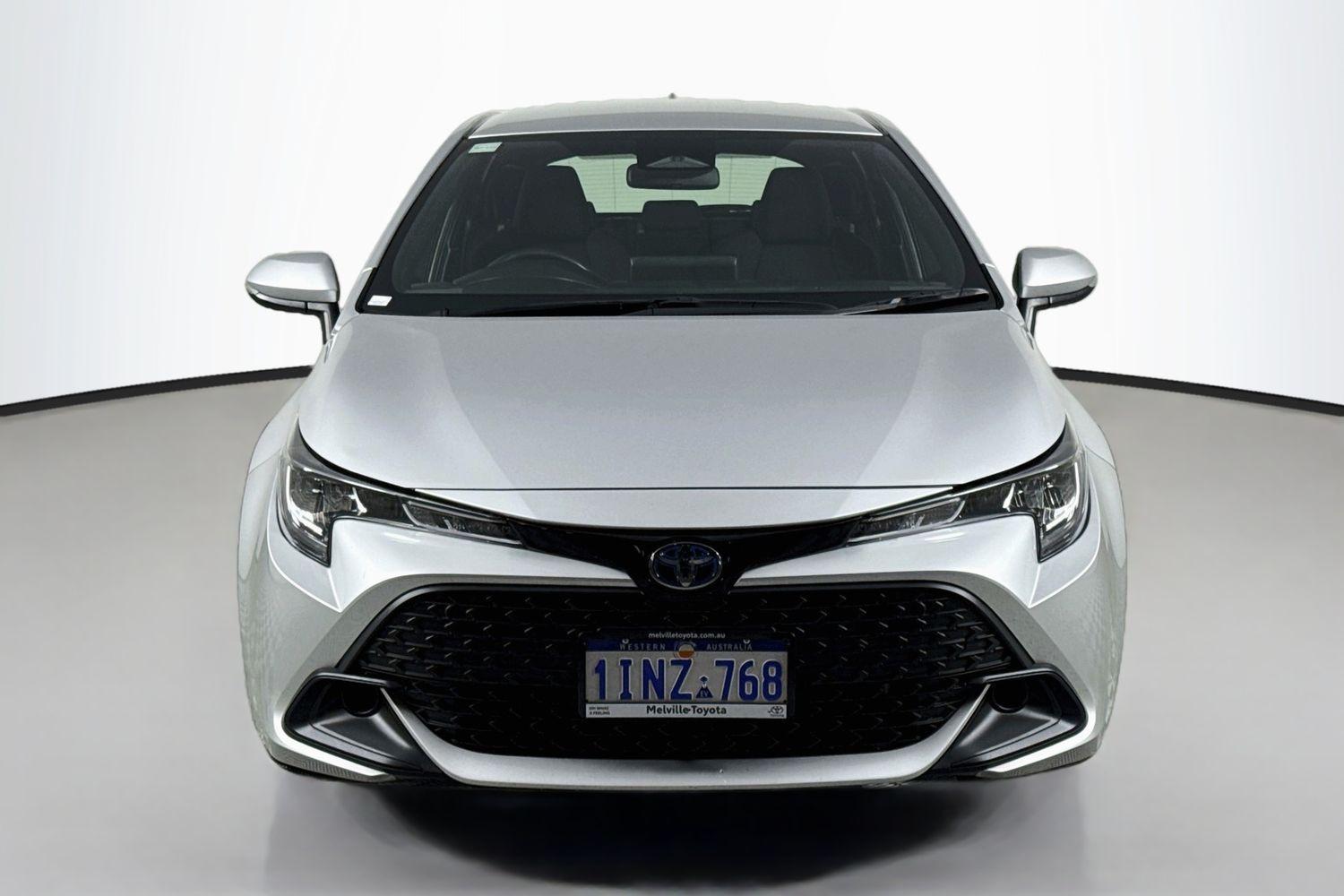2022 Toyota Corolla Ascent Sport in Silver