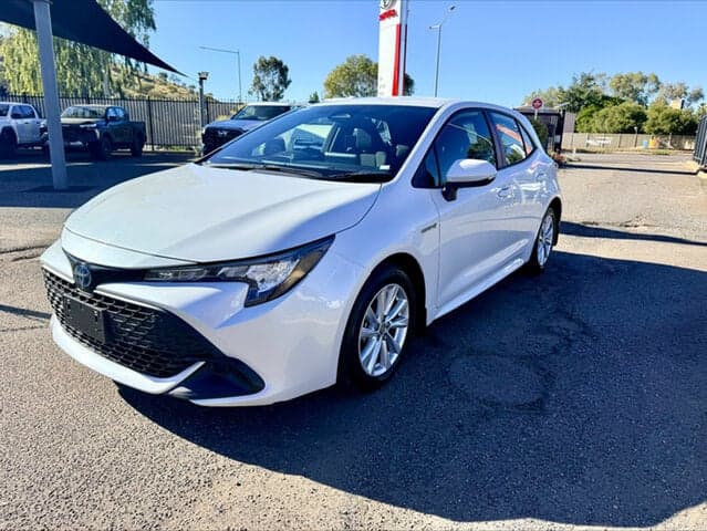2023 Toyota Corolla Ascent Sport in White