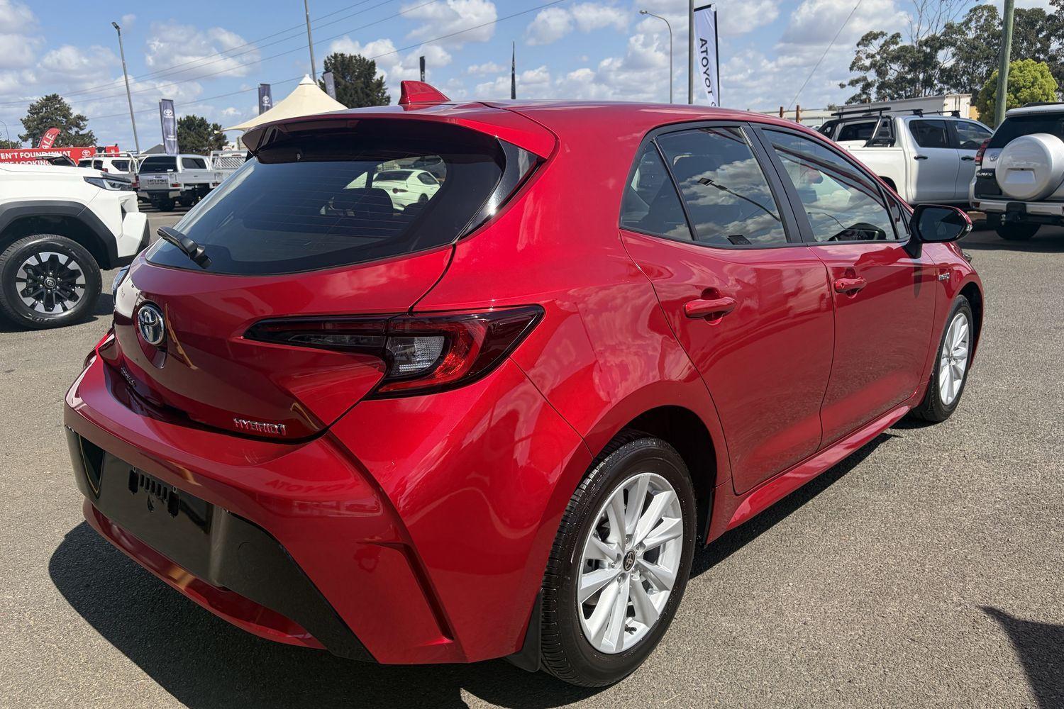 2023 Toyota Corolla Ascent Sport in Red