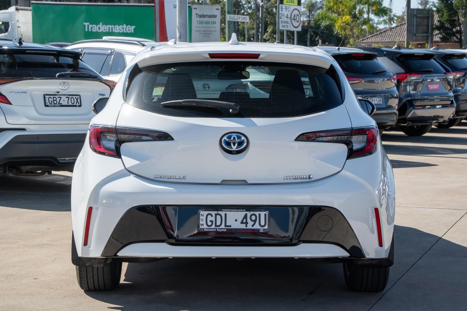 2023 Toyota Corolla Ascent Sport in White