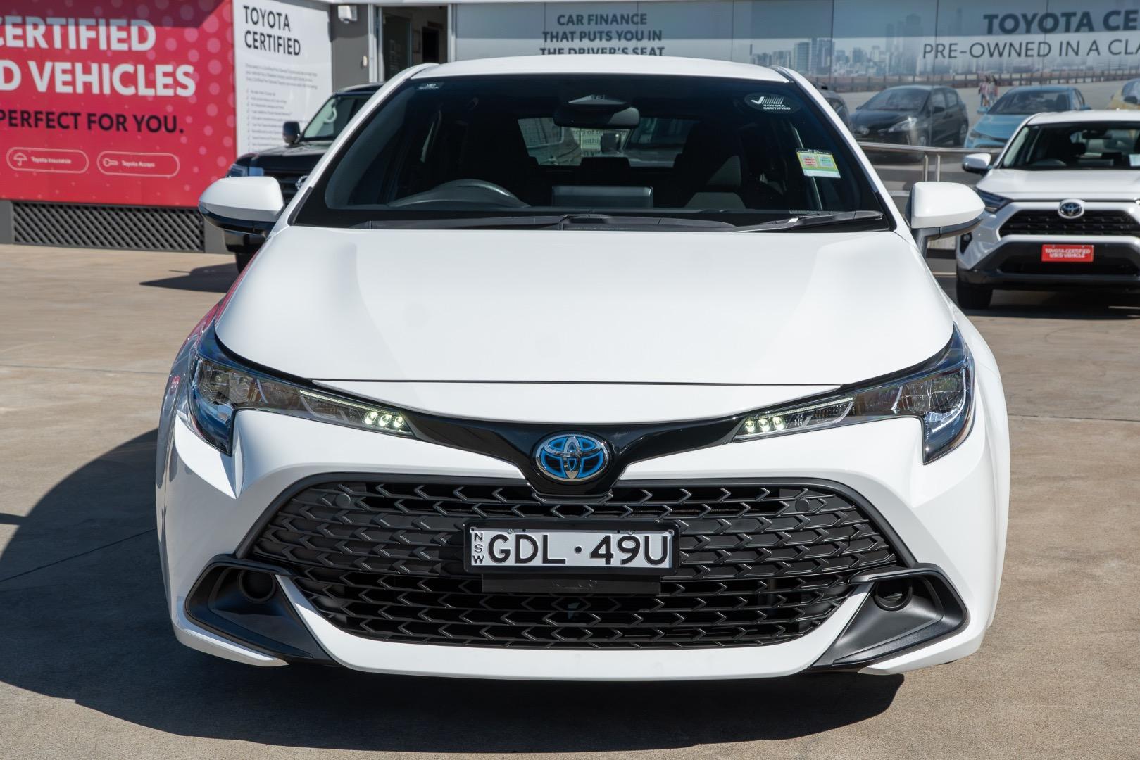 2023 Toyota Corolla Ascent Sport in White
