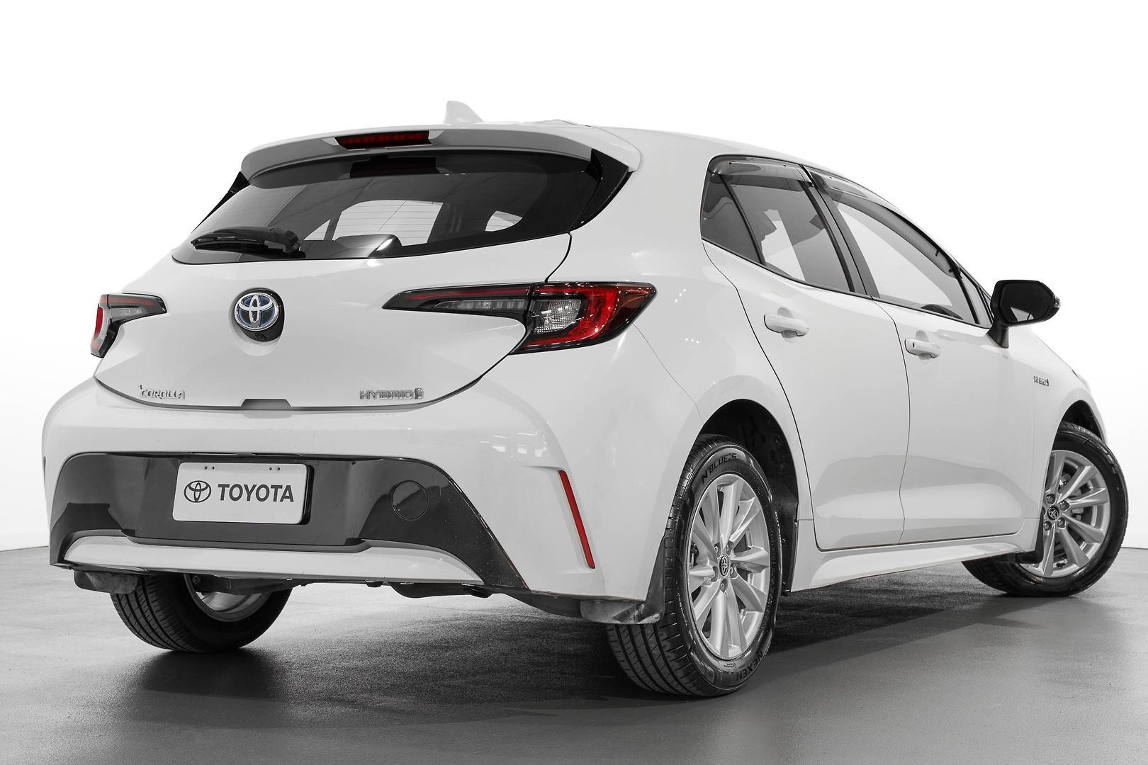 2023 Toyota Corolla Ascent Sport in White
