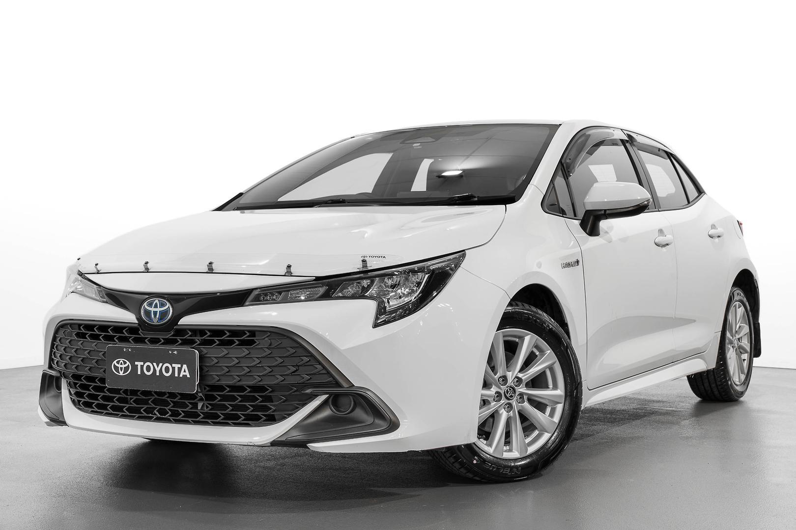 2023 Toyota Corolla Ascent Sport in White
