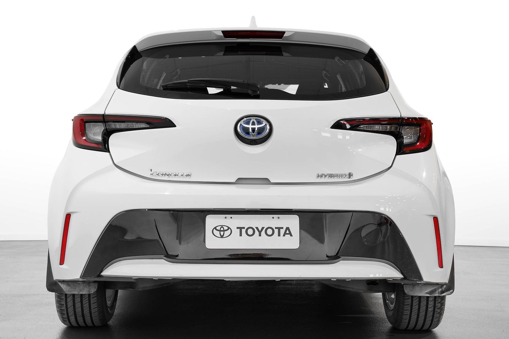 2023 Toyota Corolla Ascent Sport in White