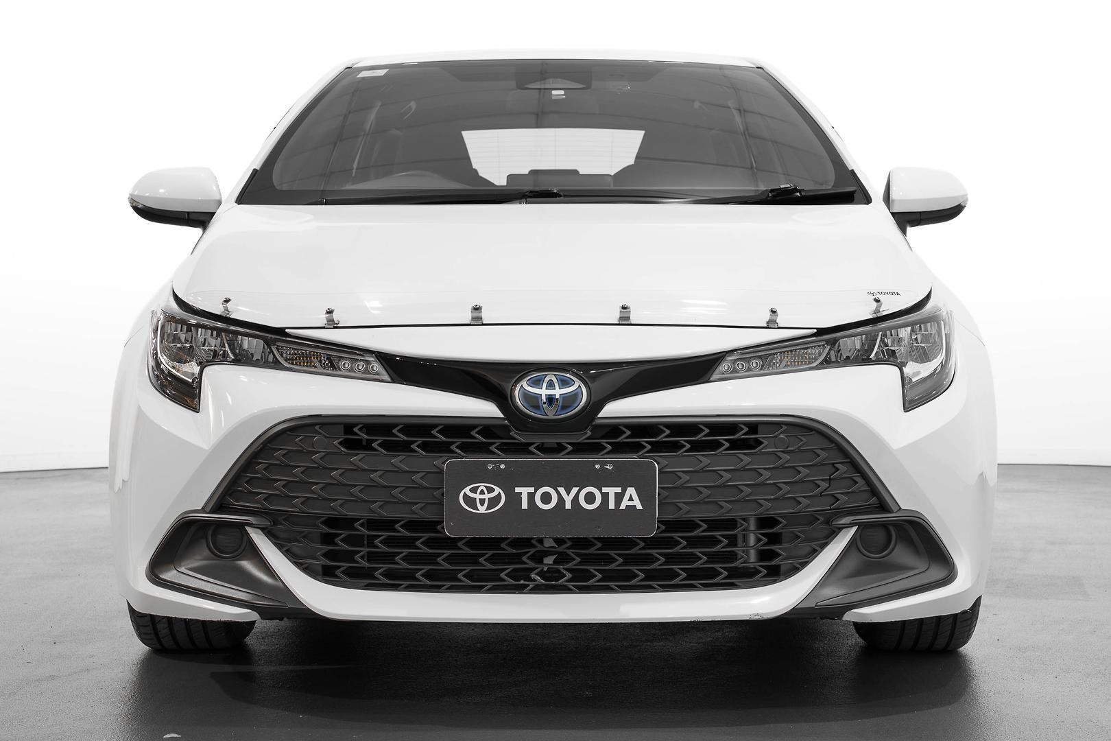 2023 Toyota Corolla Ascent Sport in White