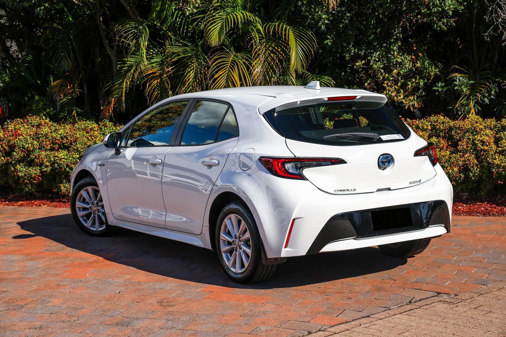 2023 Toyota Corolla Ascent Sport in White