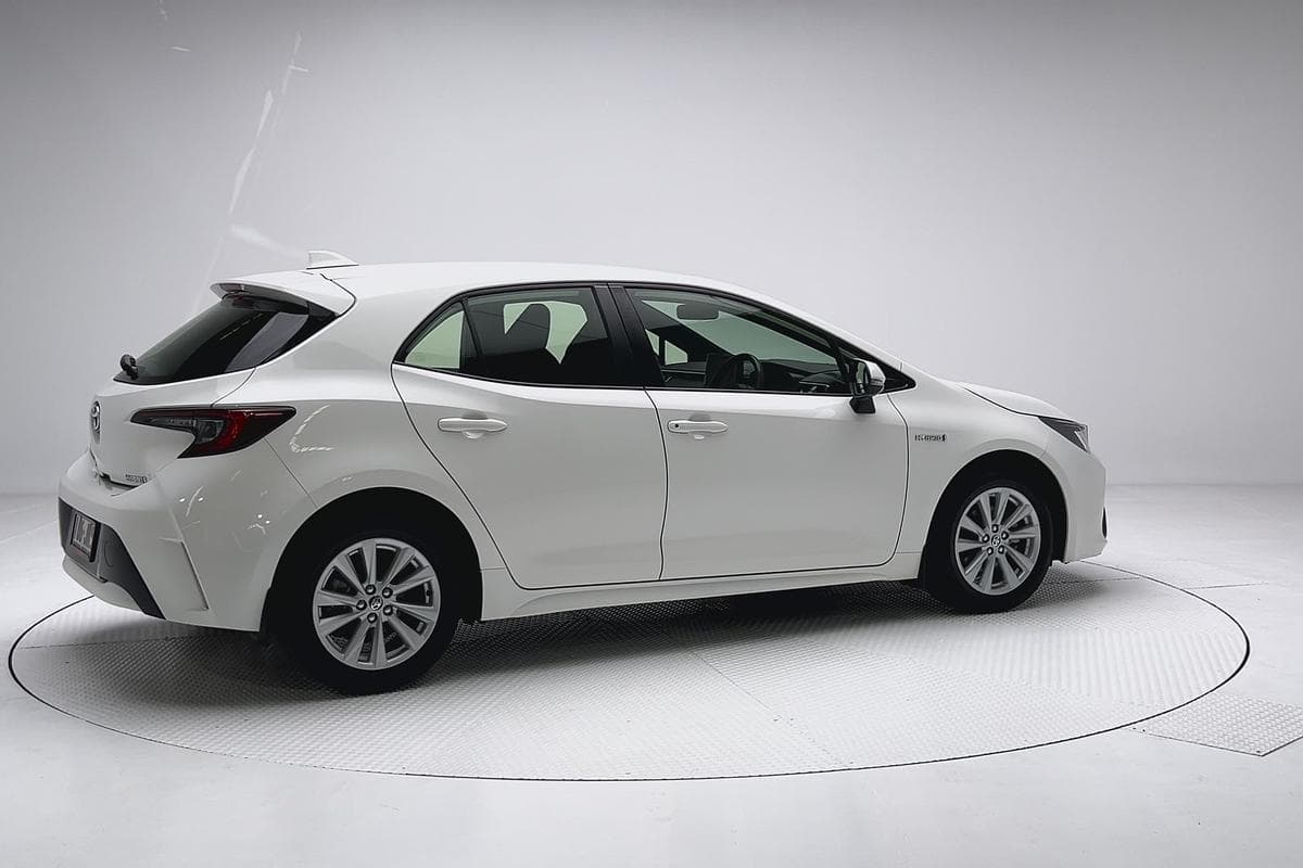 2024 Toyota Corolla Ascent Sport in White