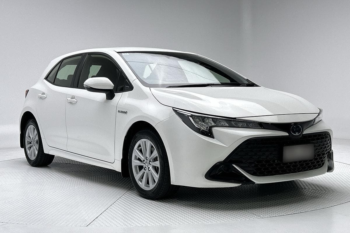 2024 Toyota Corolla Ascent Sport in White