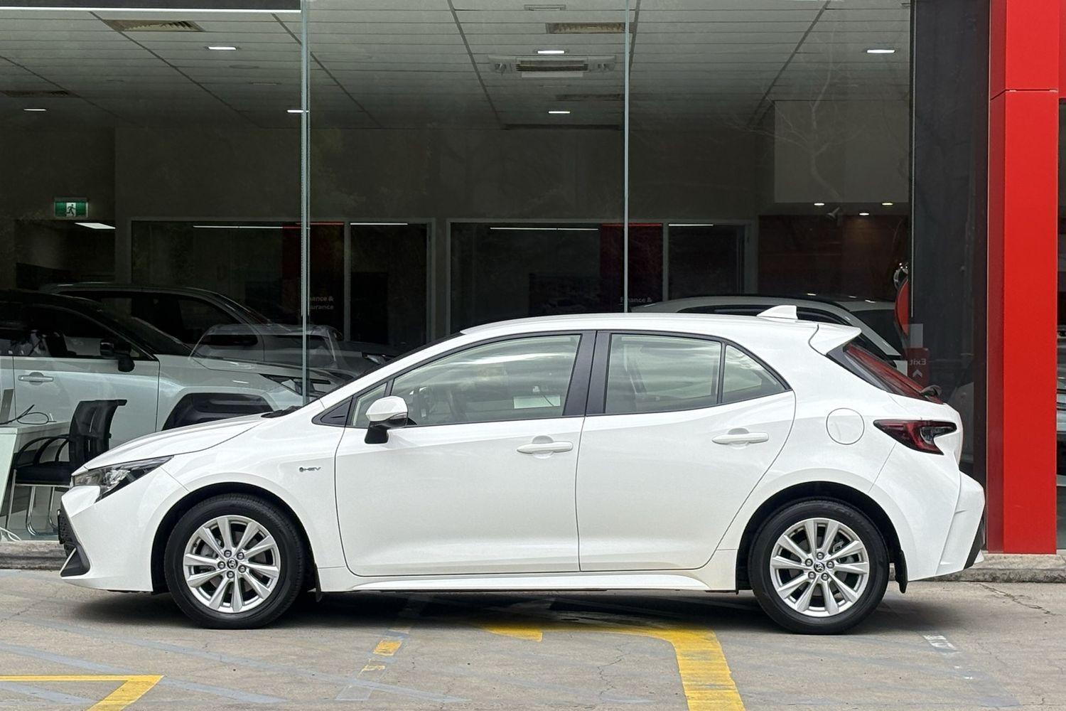 2024 Toyota Corolla Ascent Sport in White