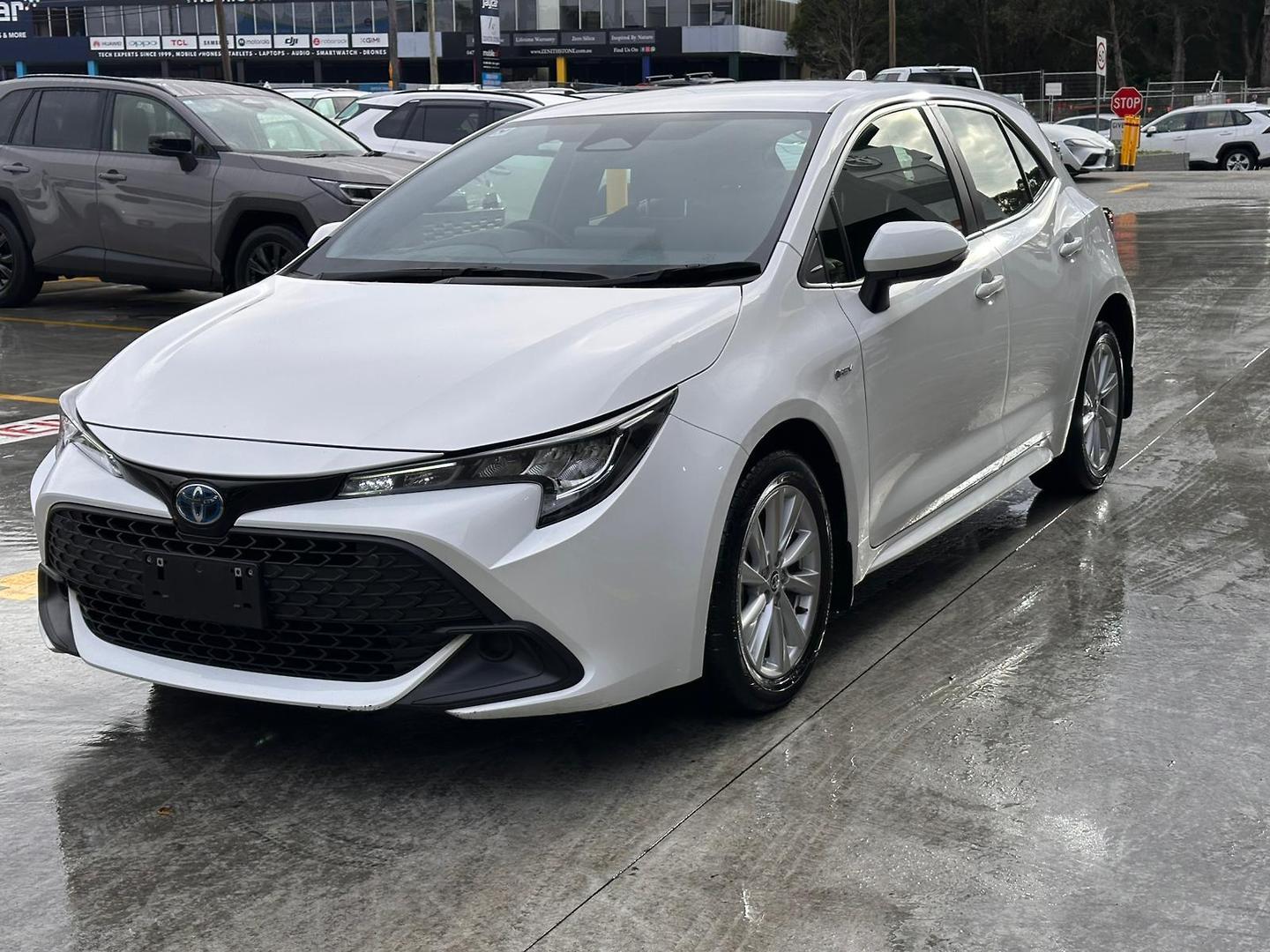 2024 Toyota Corolla Ascent Sport in White