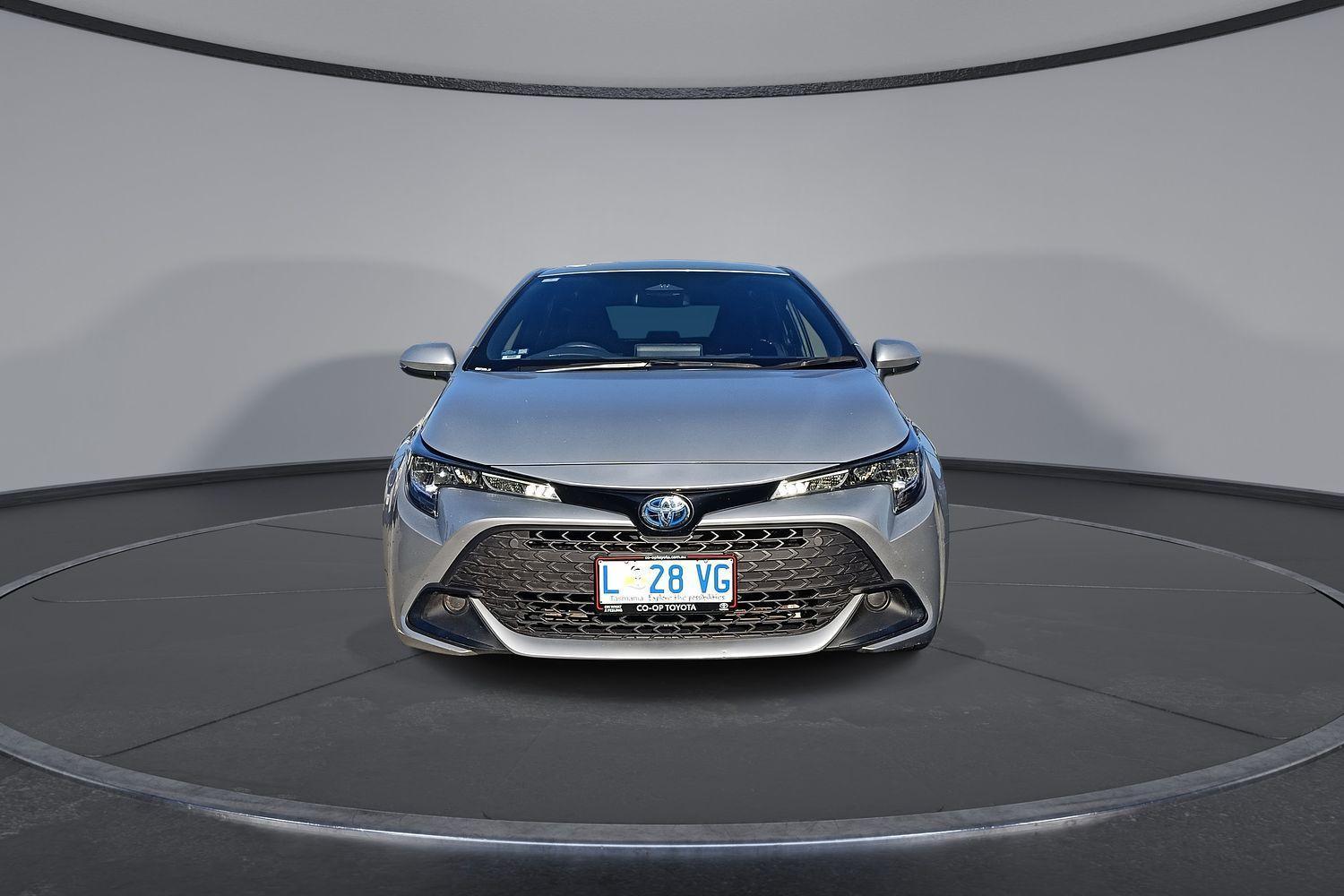 2024 Toyota Corolla Ascent Sport in Silver