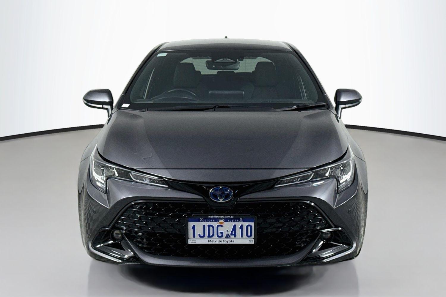 2024 Toyota Corolla SX in Silver