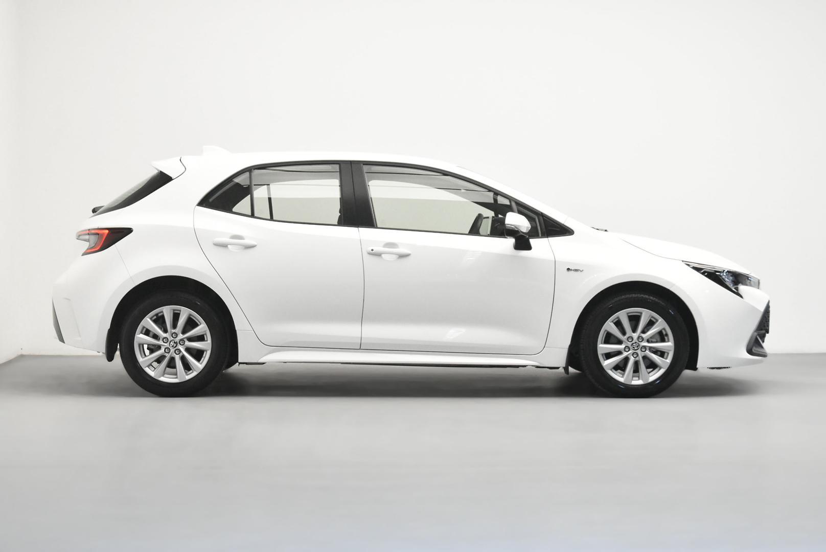 2025 Toyota Corolla Ascent Sport in White