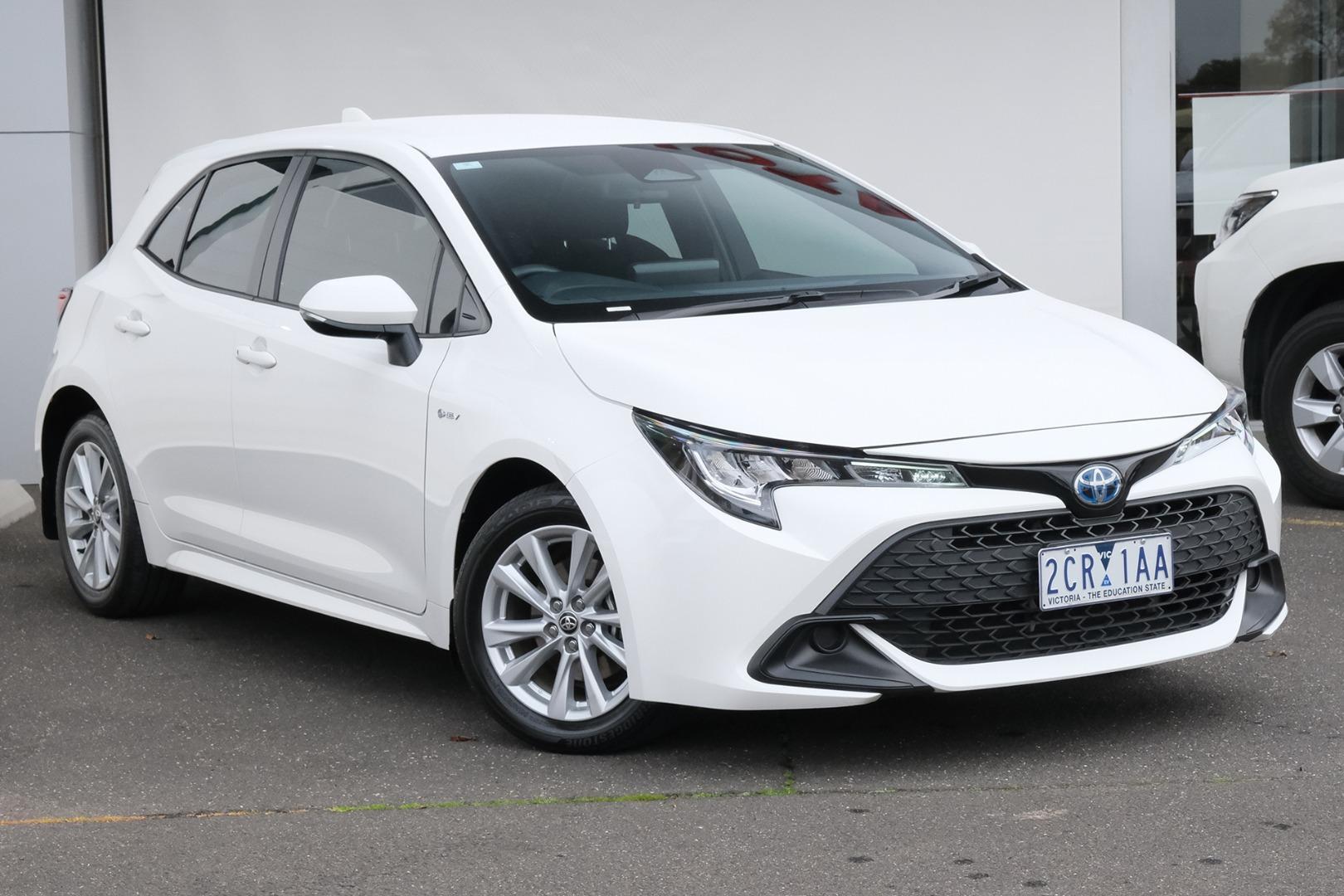 2025 Toyota Corolla Ascent Sport in White