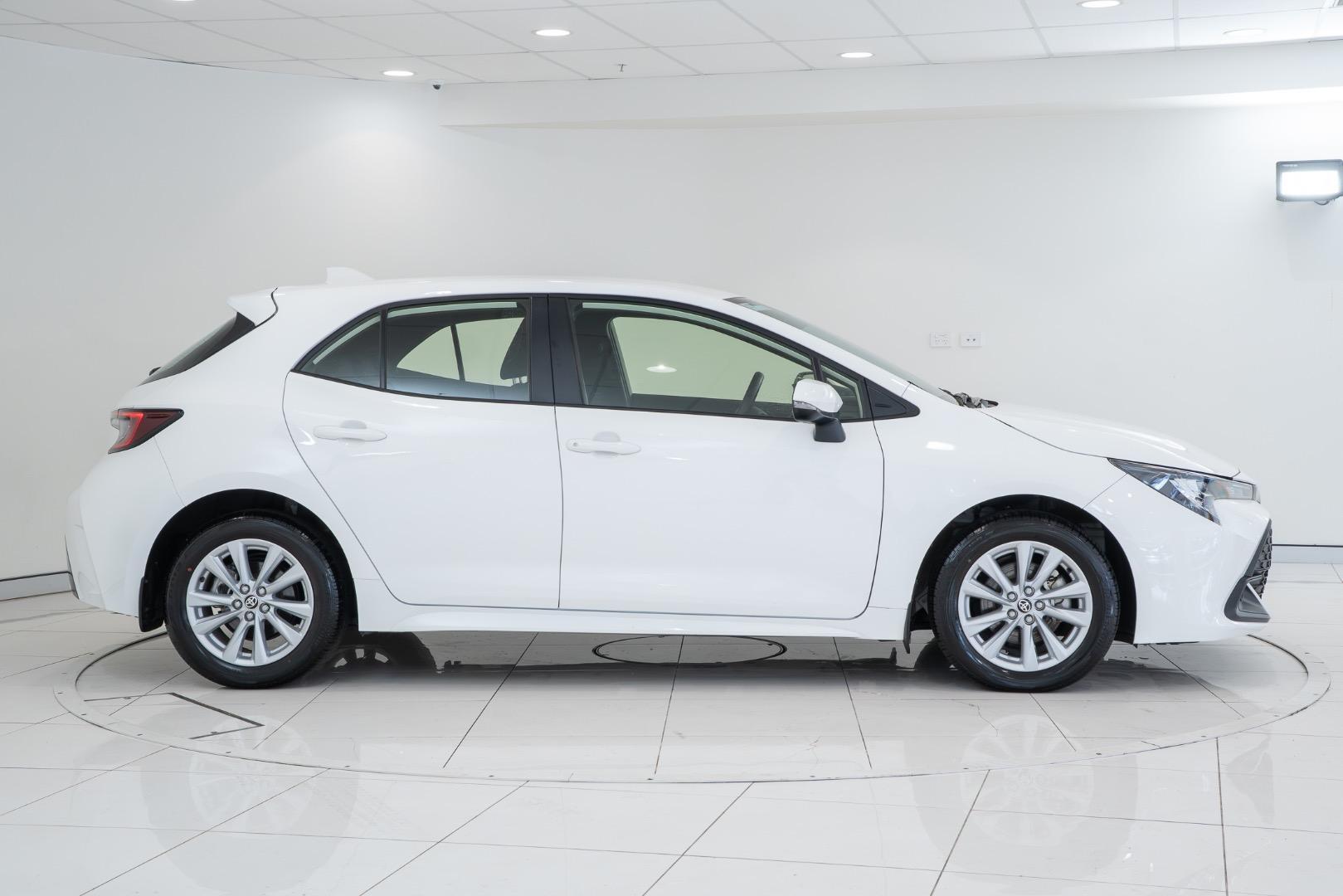 2025 Toyota Corolla Ascent Sport in White