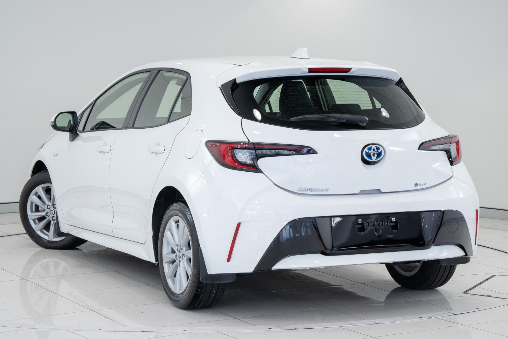 2025 Toyota Corolla Ascent Sport in White
