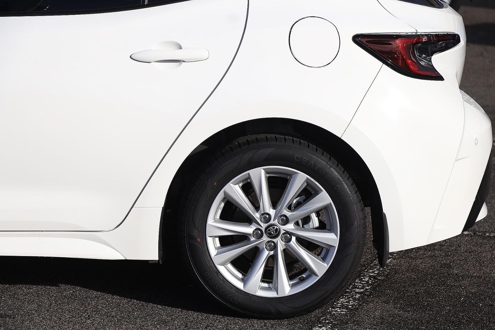 2025 Toyota Corolla SX in White