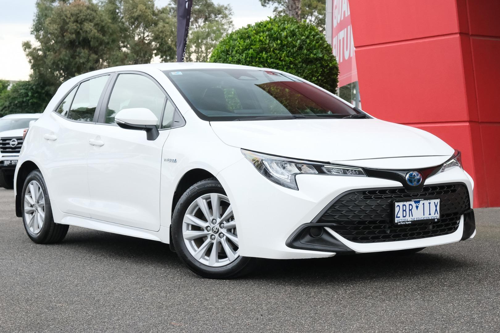 2022 Toyota Corolla Ascent Sport in White