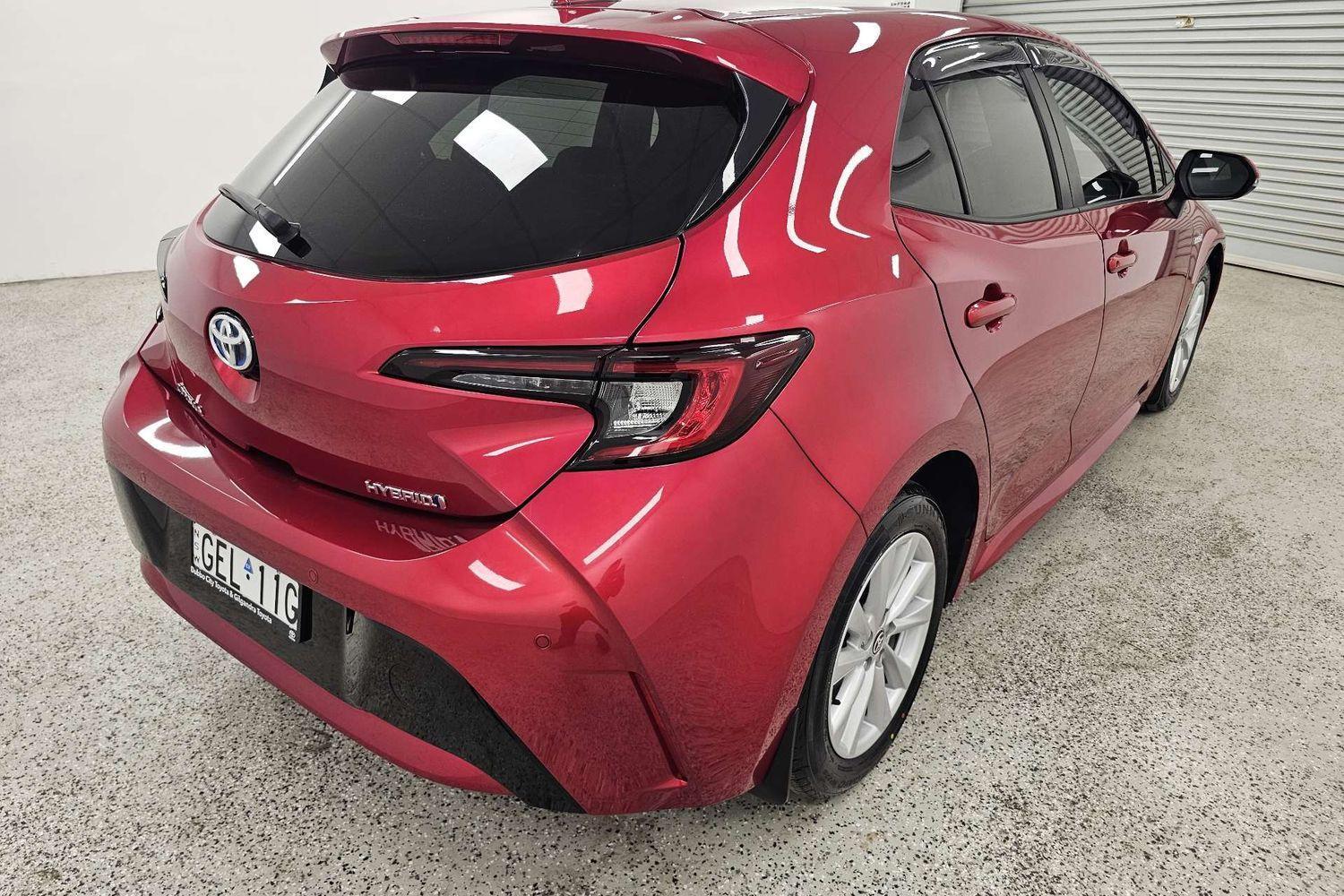2023 Toyota Corolla SX in Red