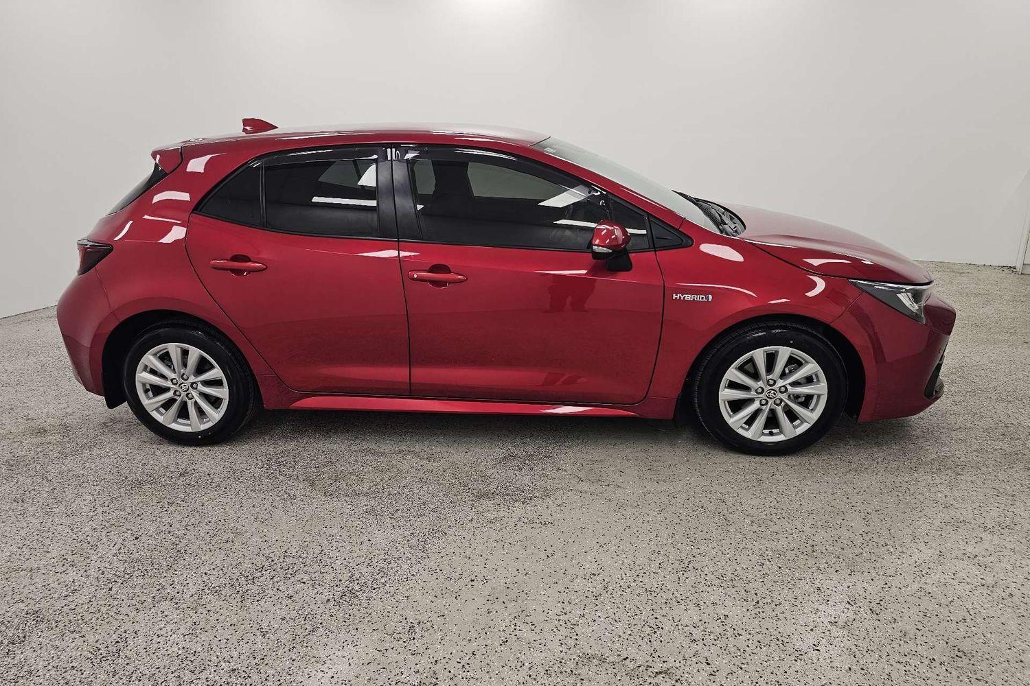 2023 Toyota Corolla SX in Red