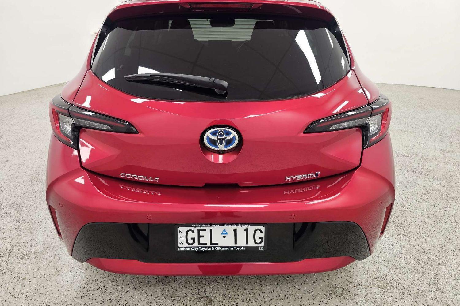 2023 Toyota Corolla SX in Red