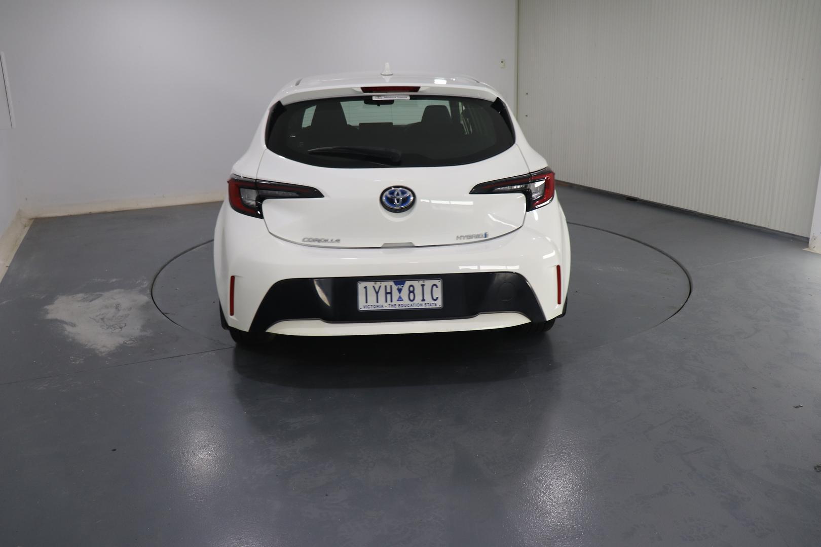 2023 Toyota Corolla Ascent Sport in White