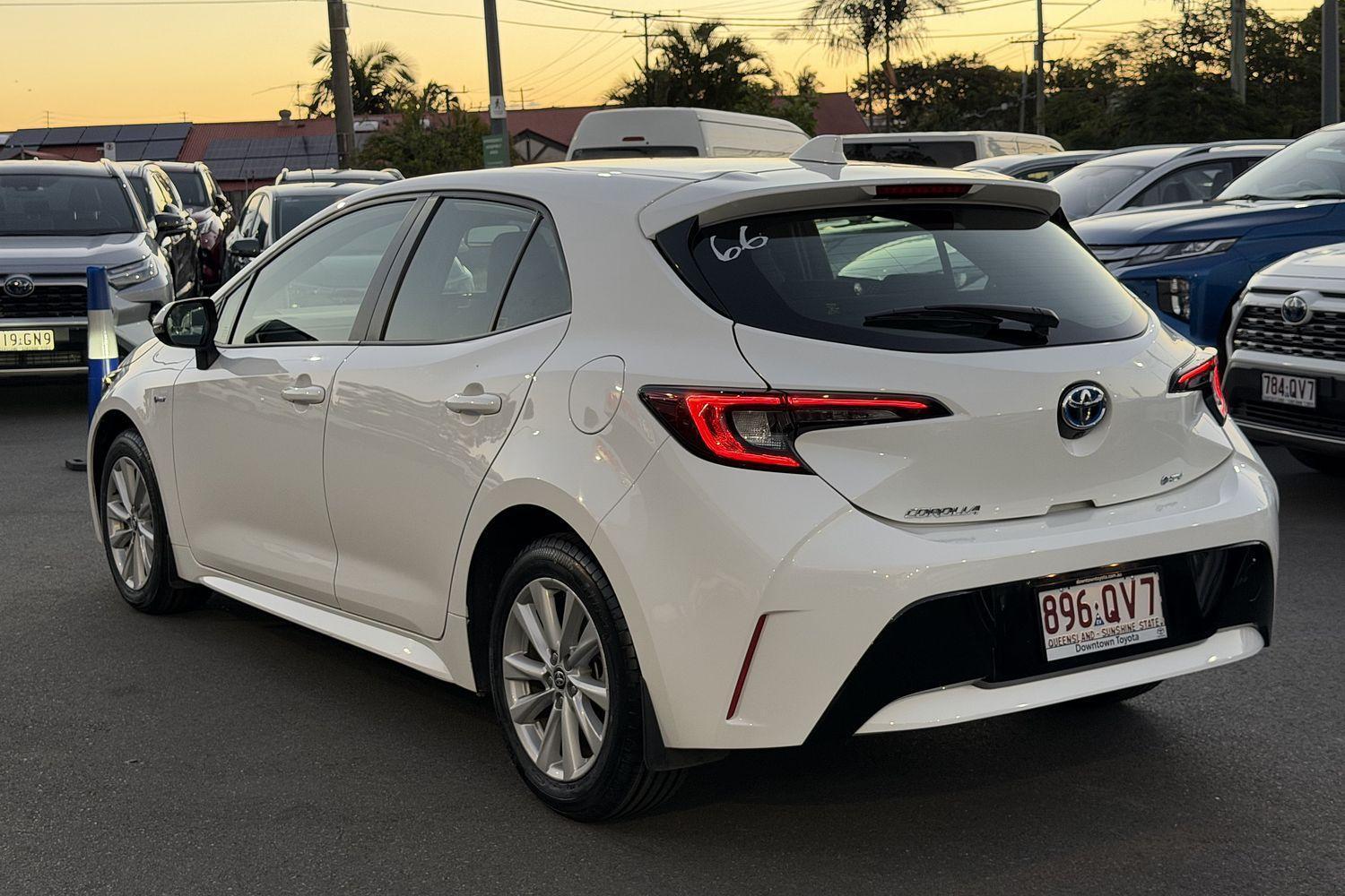 2024 Toyota Corolla Ascent Sport in White