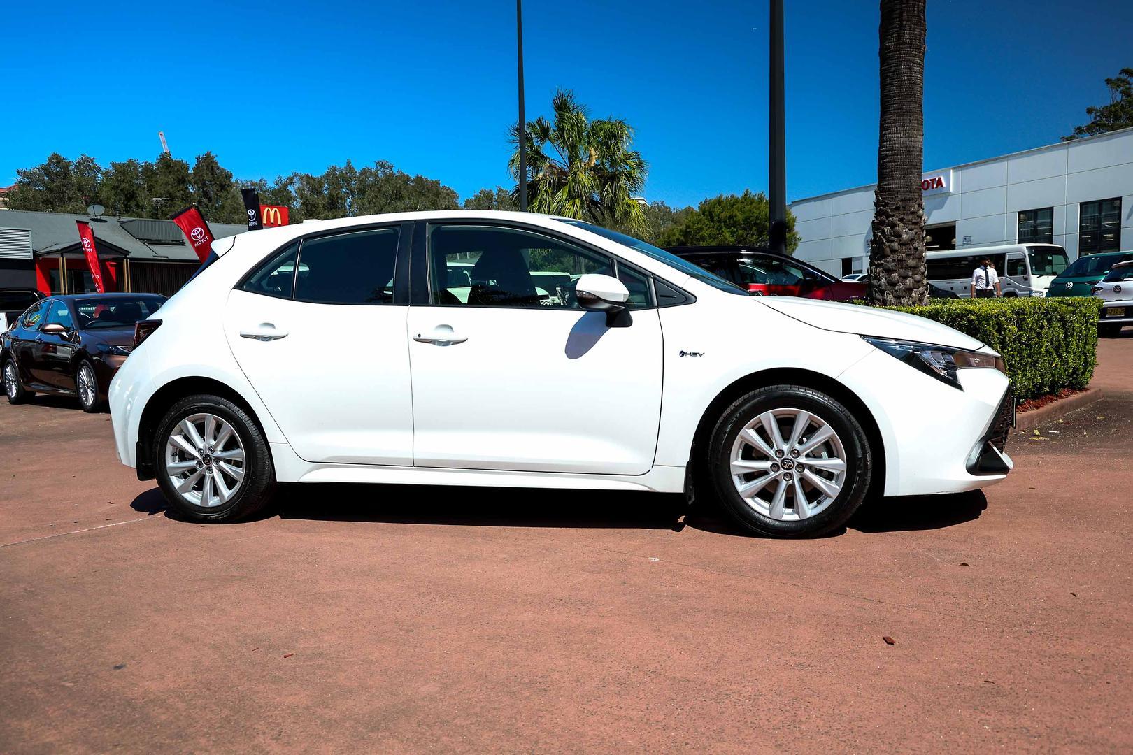 2024 Toyota Corolla Ascent Sport in White