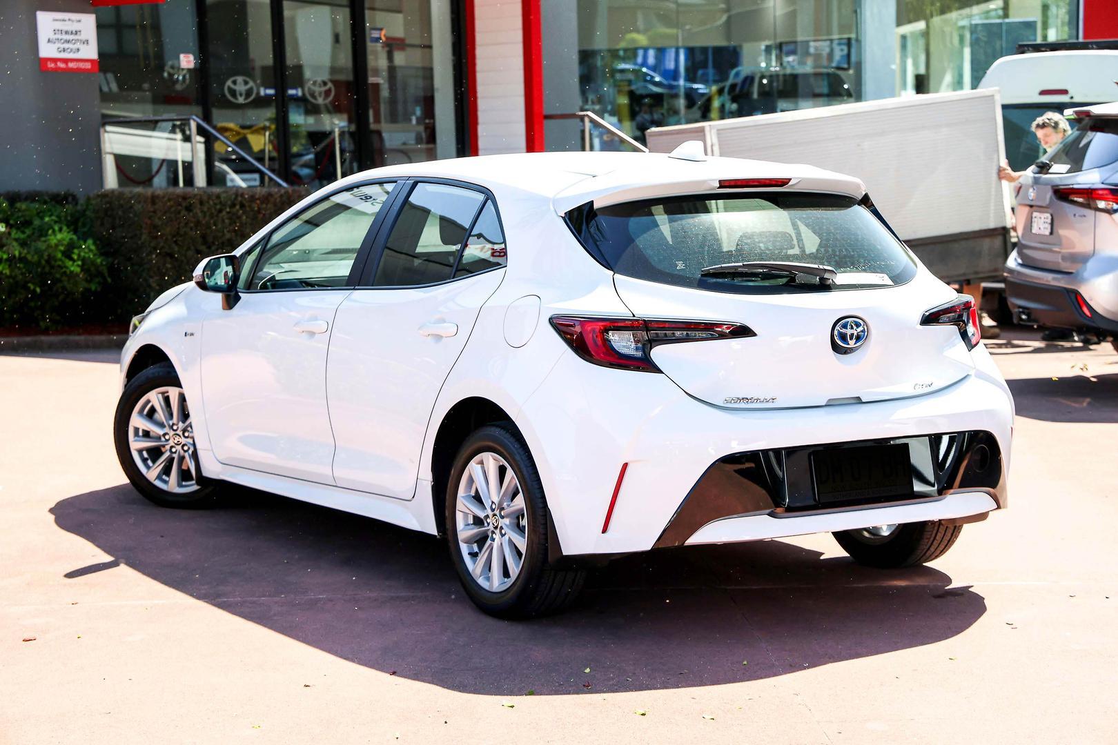 2024 Toyota Corolla Ascent Sport in White