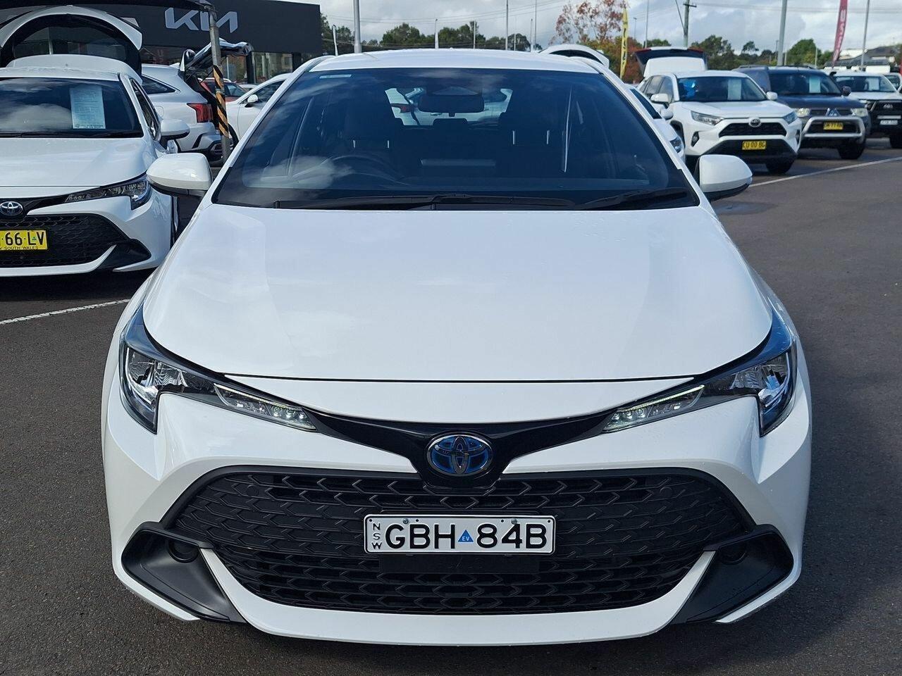 2025 Toyota Corolla Ascent Sport in White