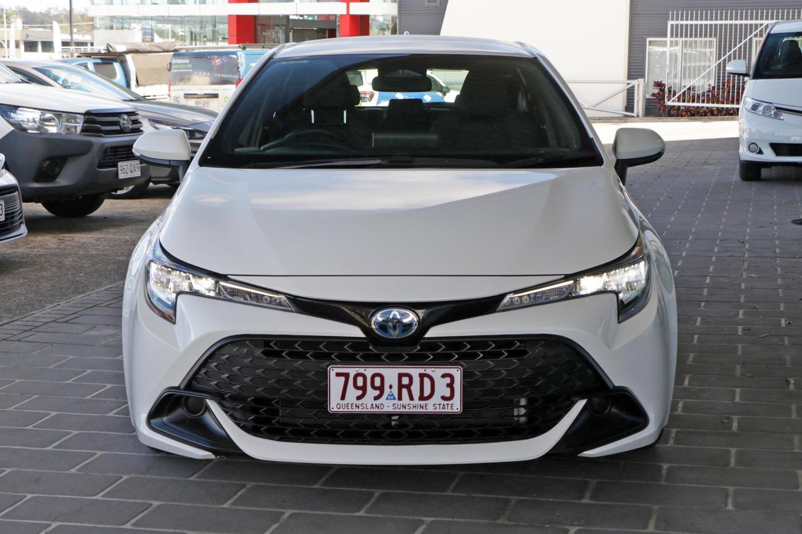 2025 Toyota Corolla Ascent Sport in White
