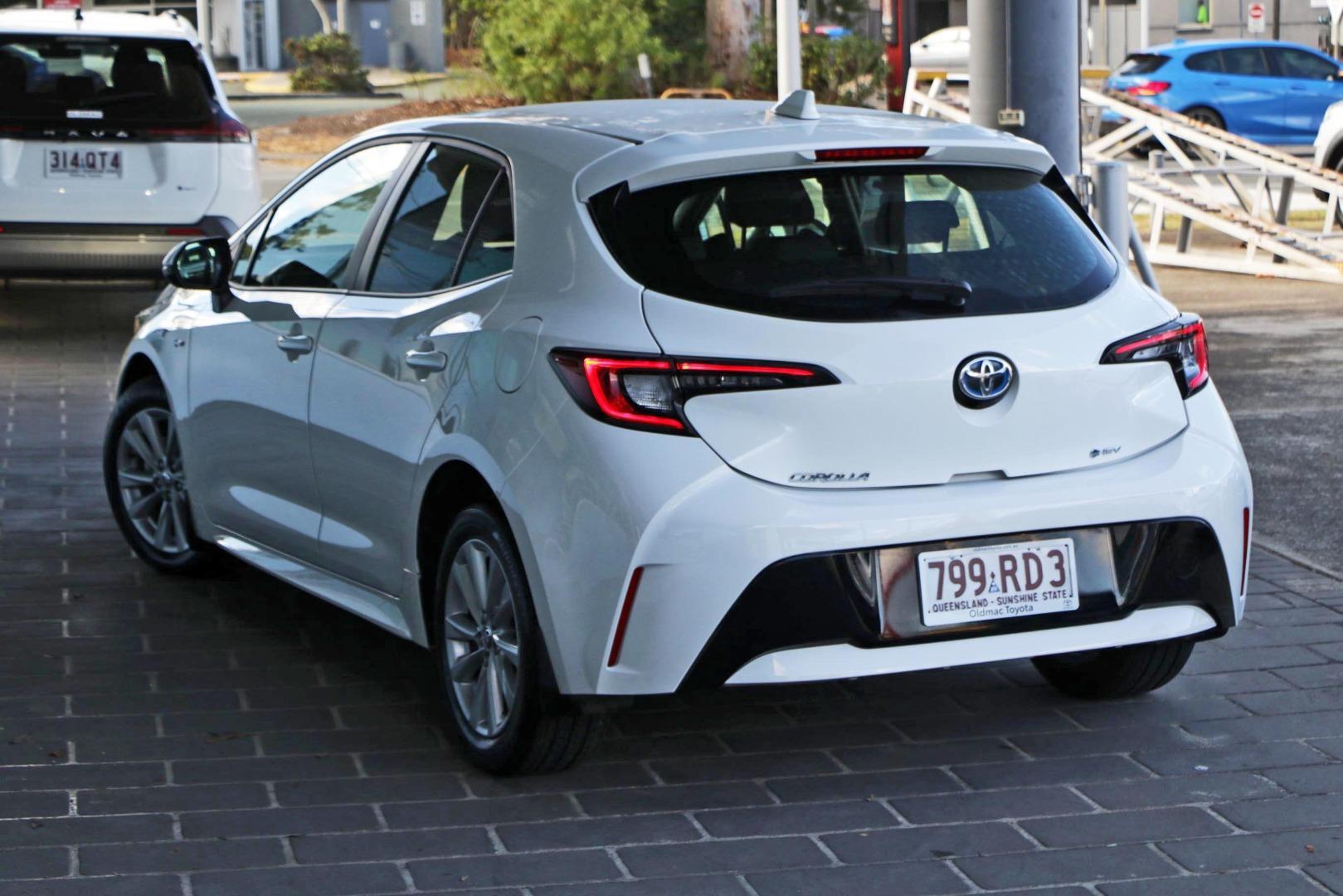 2025 Toyota Corolla Ascent Sport in White