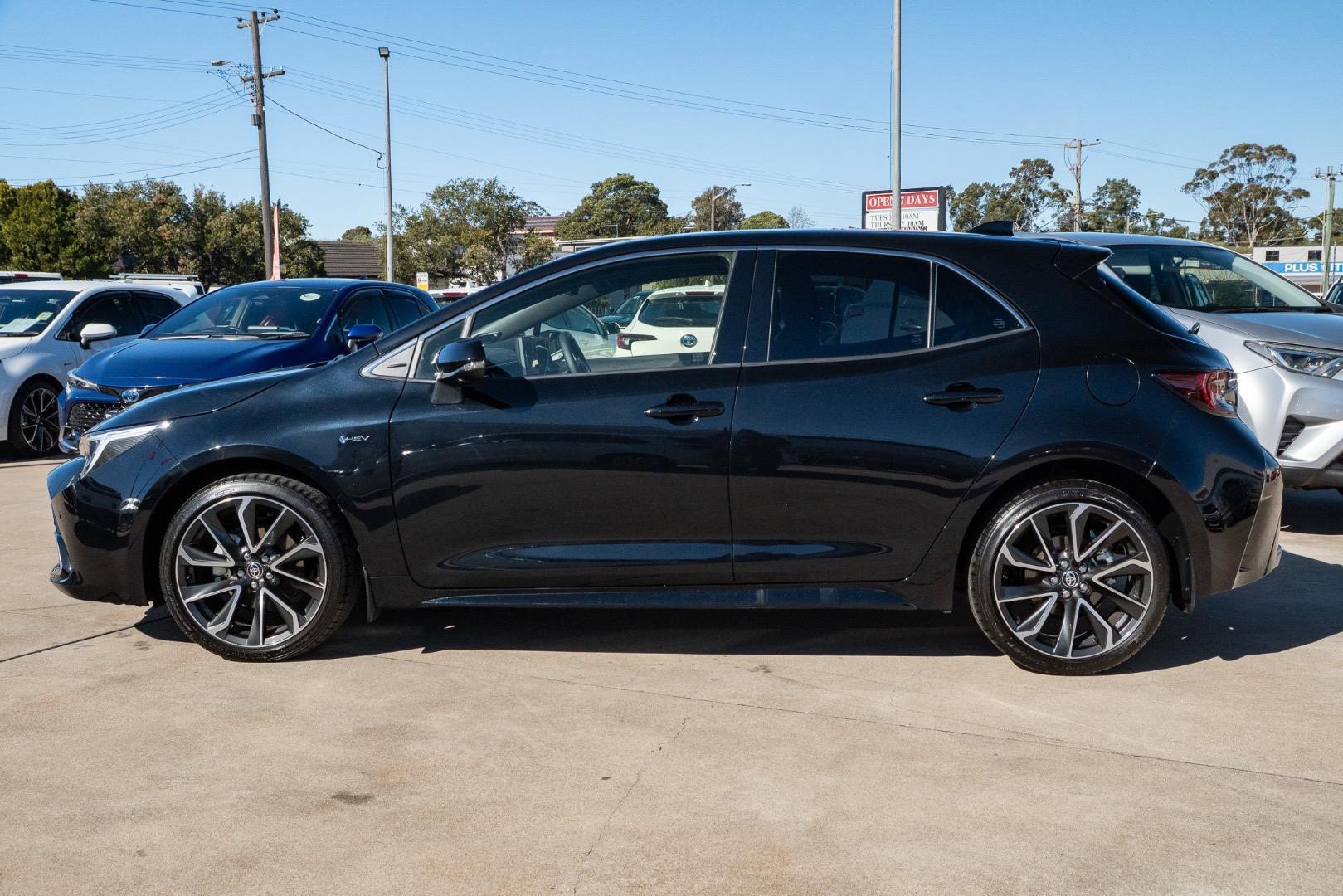 2025 Toyota Corolla ZR in Black
