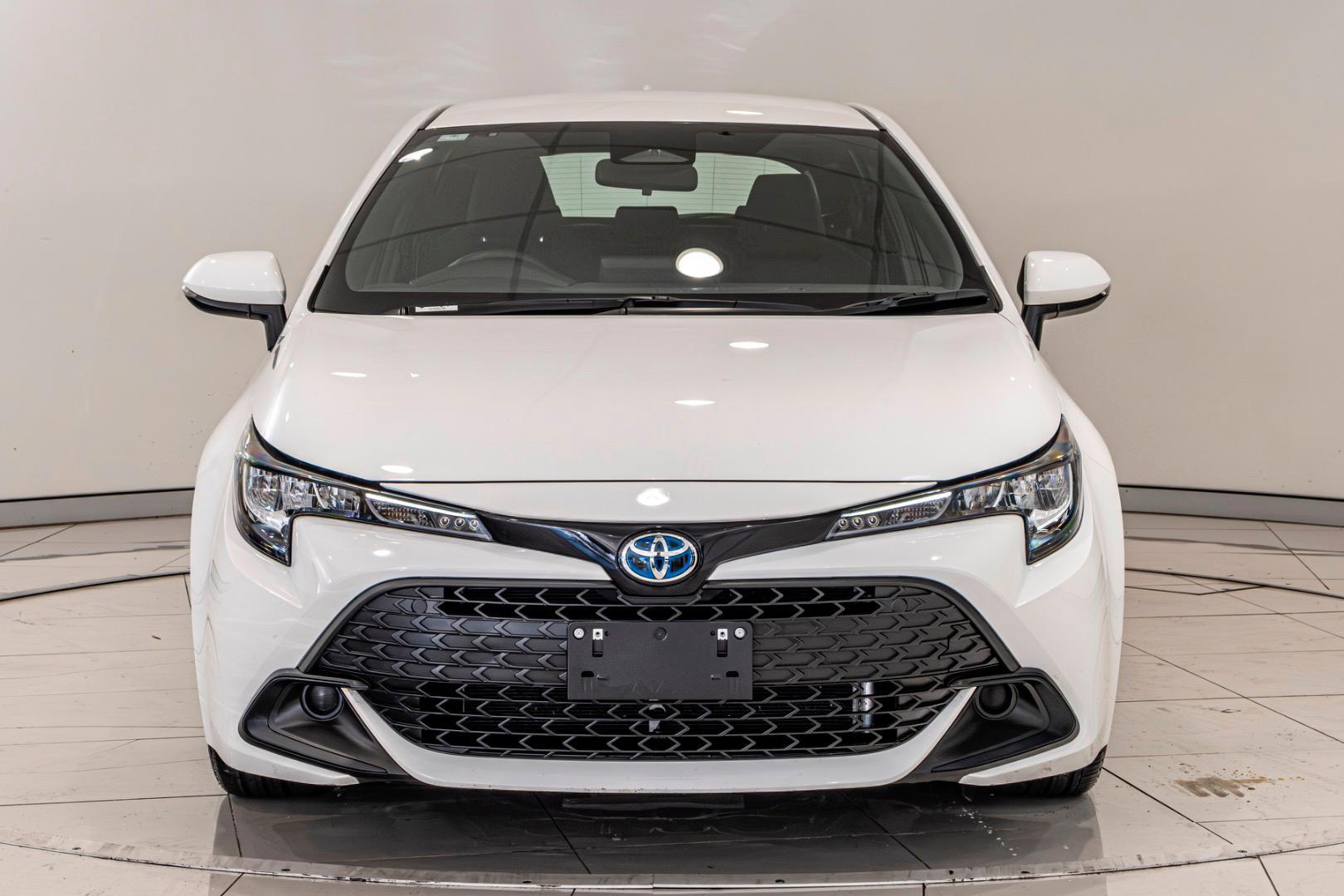 2025 Toyota Corolla Ascent Sport in White