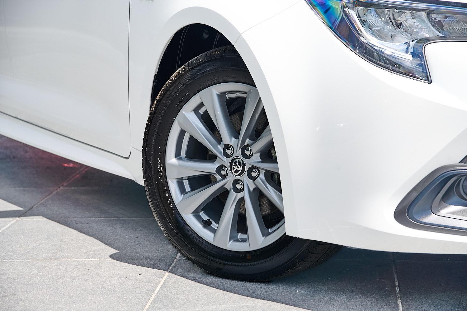 2025 Toyota Corolla Ascent Sport in White