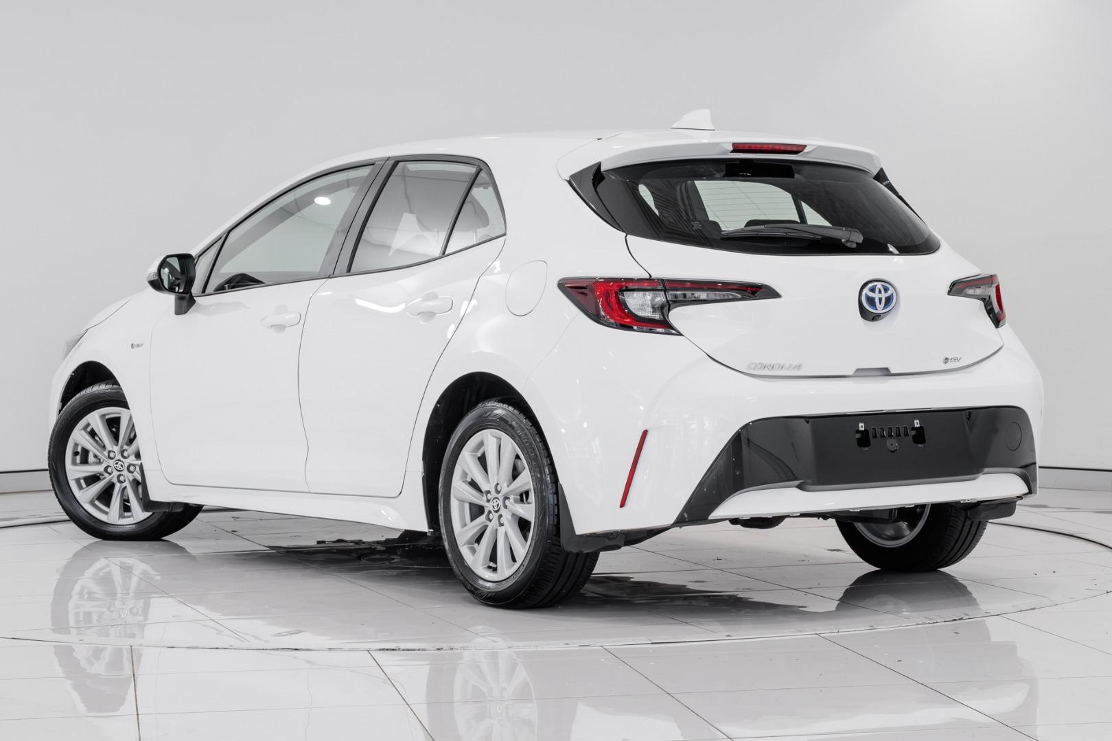 2025 Toyota Corolla Ascent Sport in White